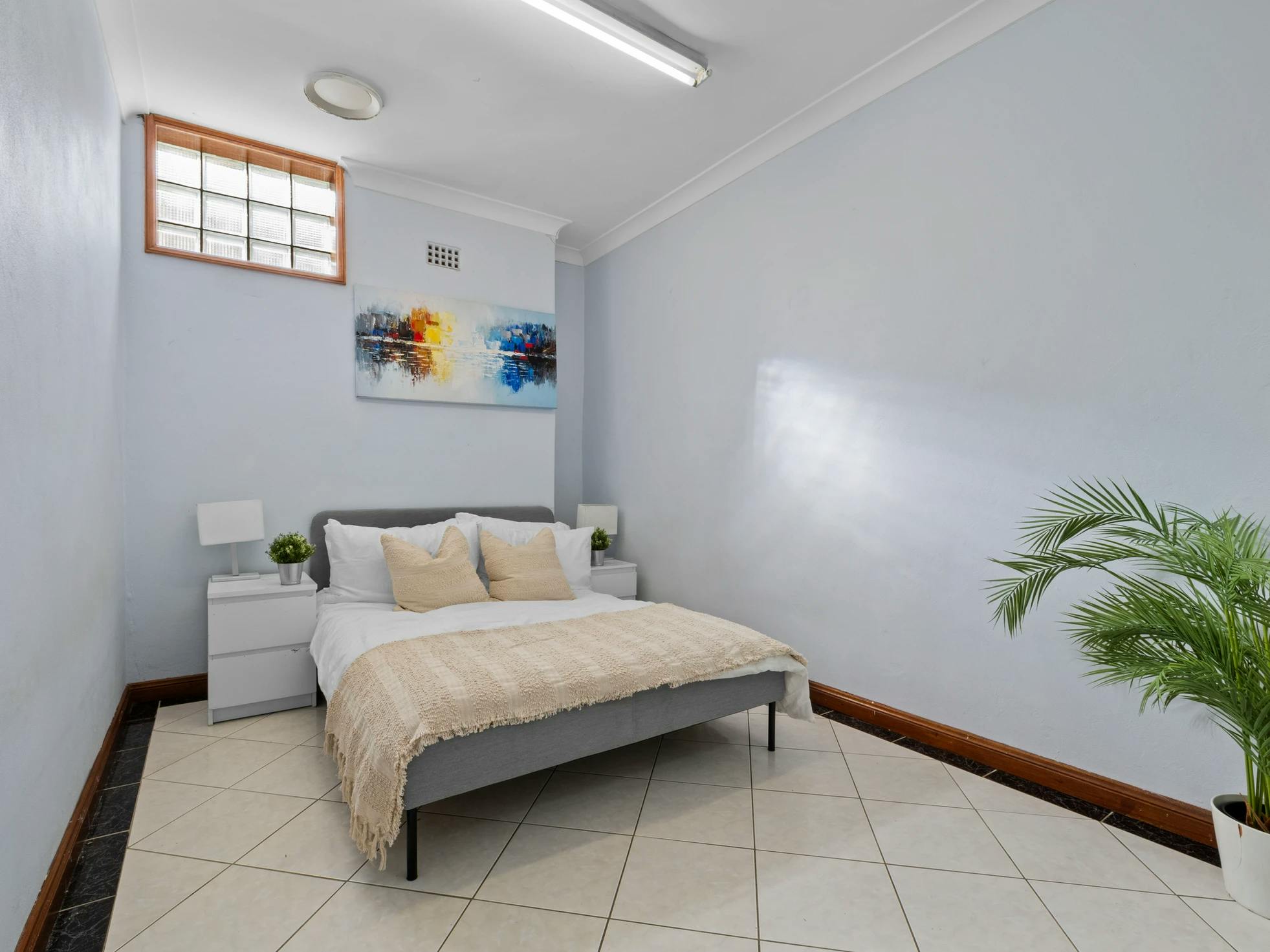 2191-enmore-sydney-Room 4 Standard