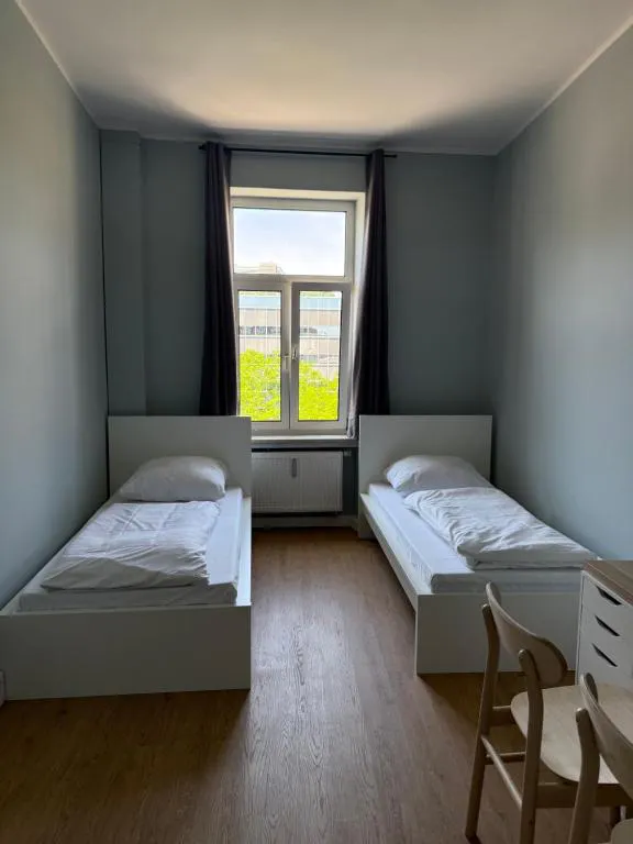 12sleep-boardinghouse-munchen-hauptbahnhof-munich-Twin Room