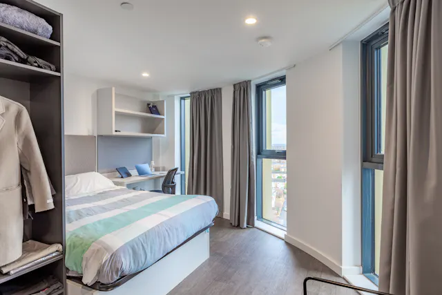 true Sky Studio room image 2
