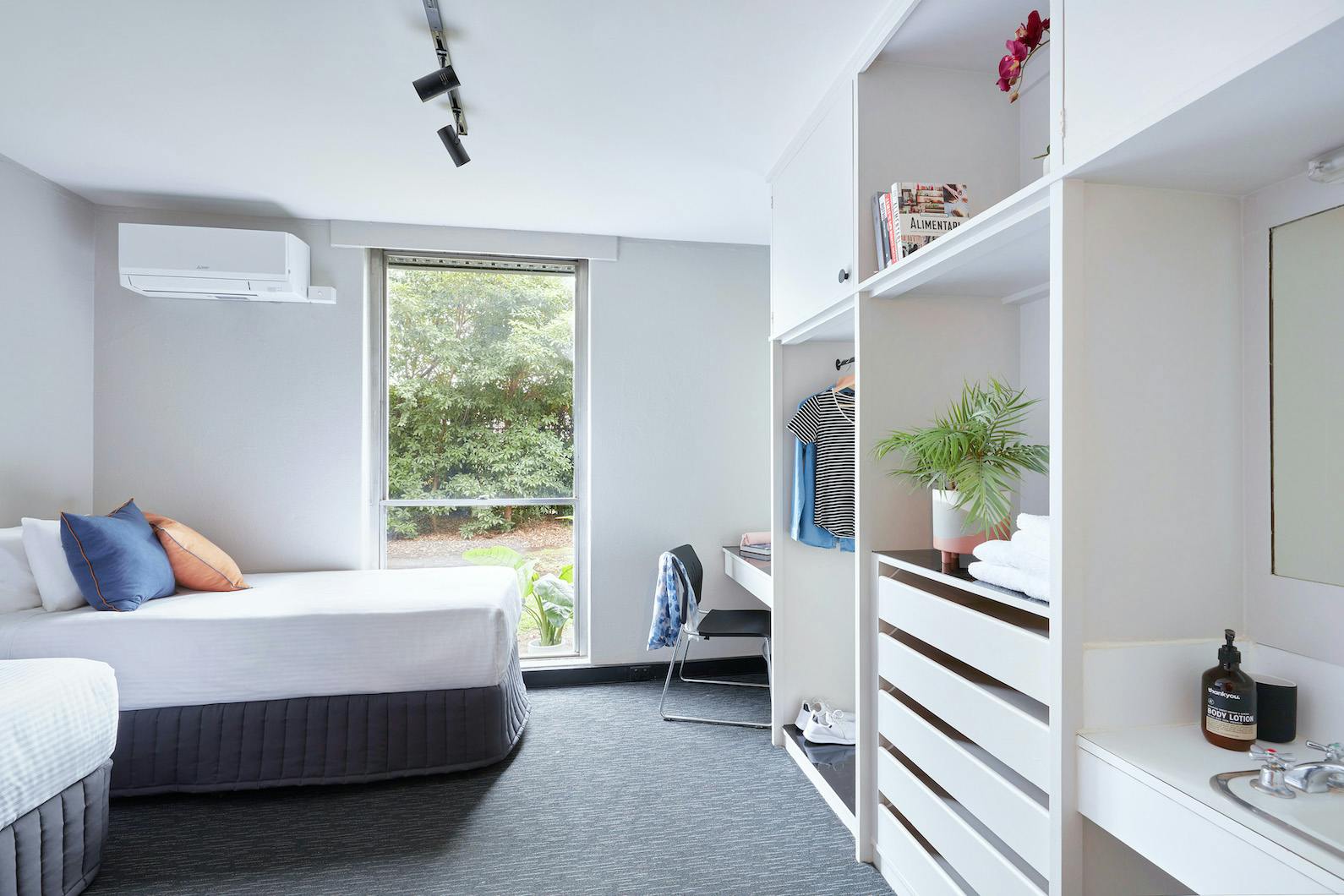 campus-melbourne-melbourne-Twin Room (The Annex)