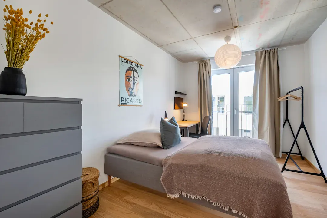 Room 2 Standard+ ROOM
