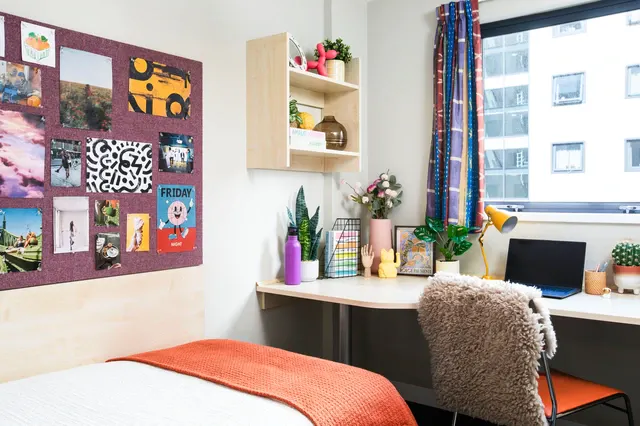 purbeck-house-bournemouth-Ensuite Large Standard Single