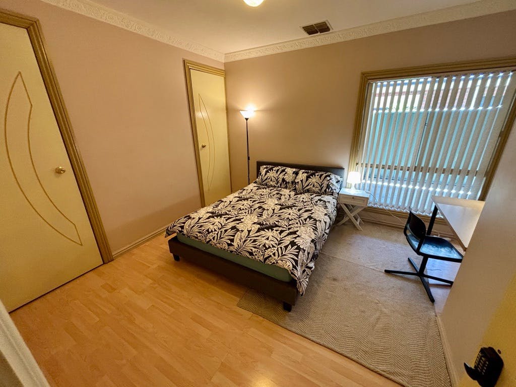 34-innes-circuit-adelaide-Room 3