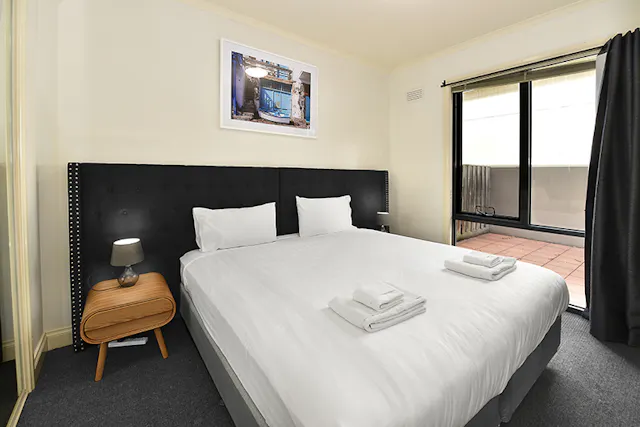 𝟐 𝐁𝐞𝐝𝐫𝐨𝐨𝐦 Apartment (181) room image 1