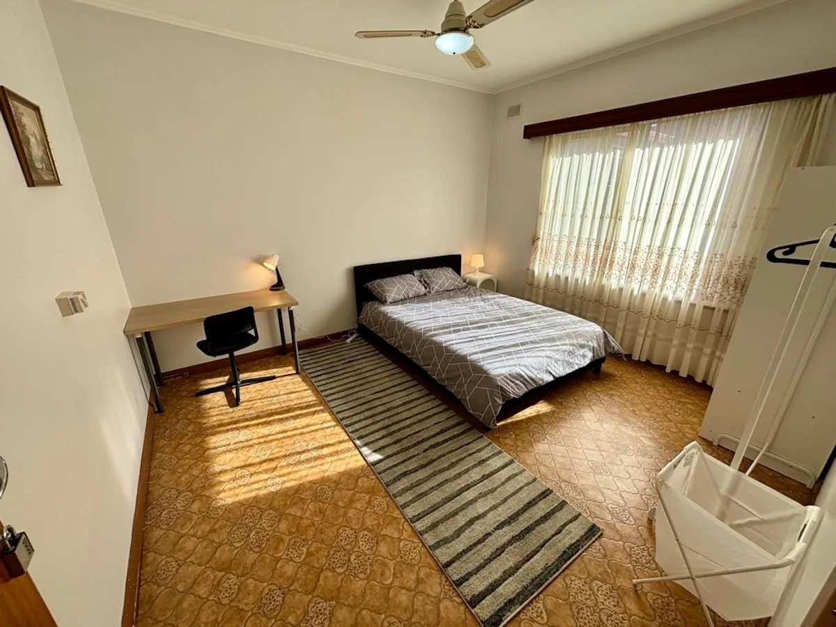Room 7 ROOM