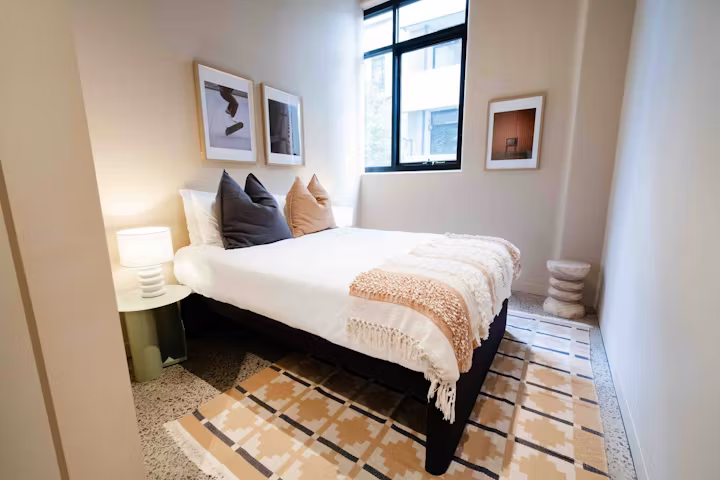 village-melbourne-melbourne-Private Ensuite Room-1