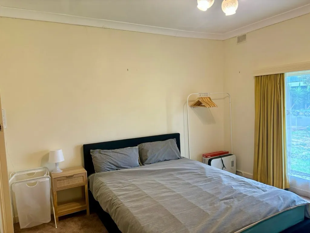 52-cresdee-road-adelaide-Room 4