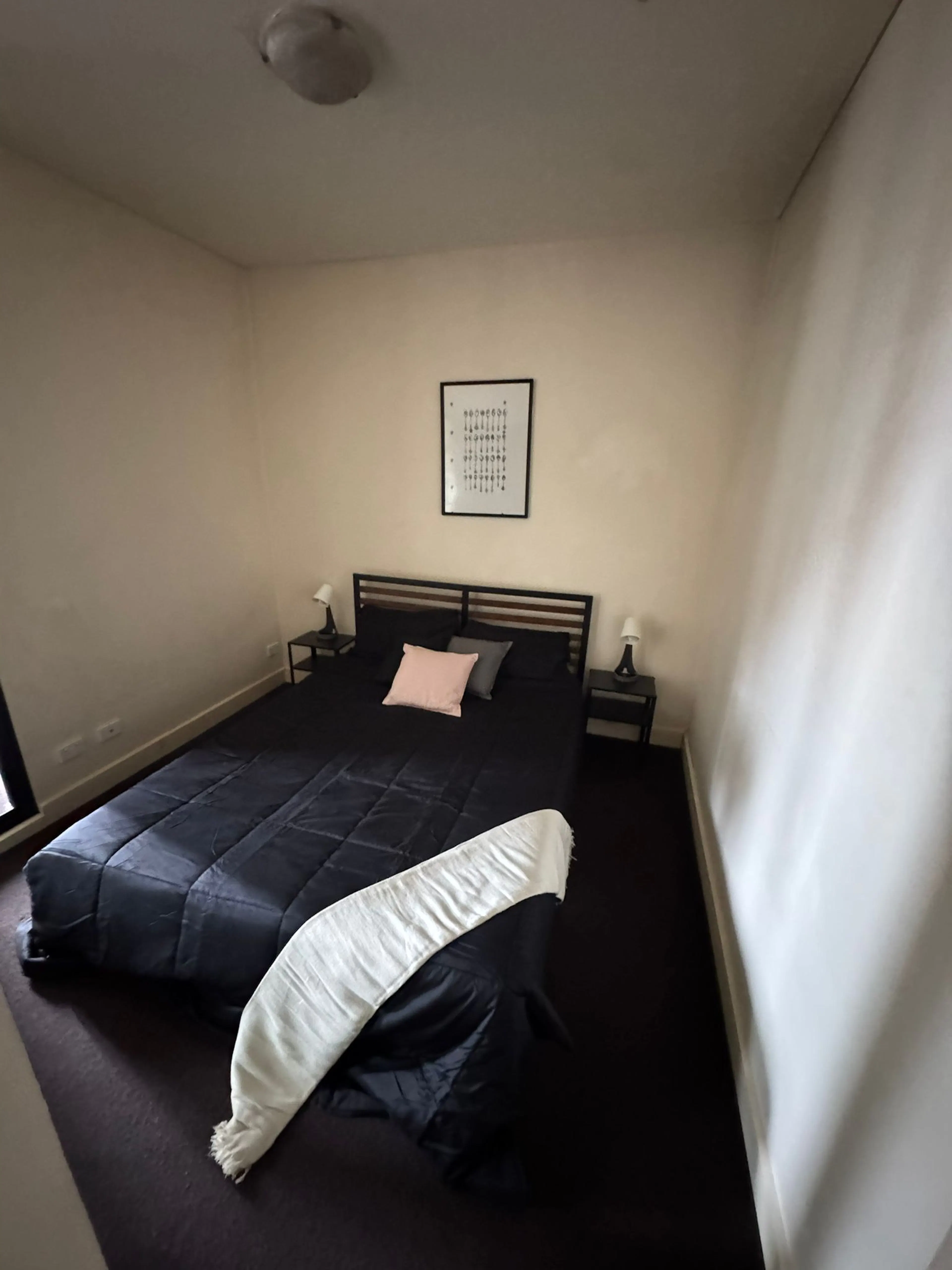 1 Bedroom + Study Room ROOM 2
