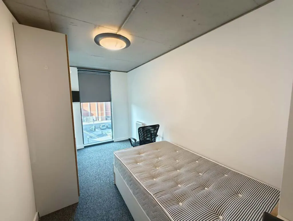 Silver Ensuite ROOM