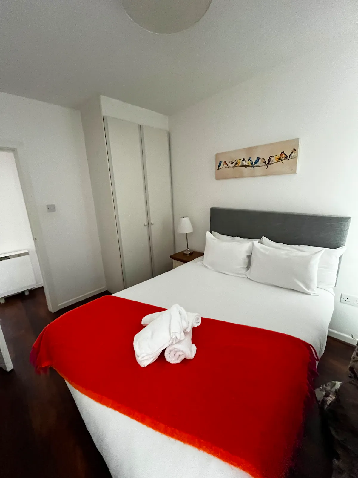 ROOM ROOM