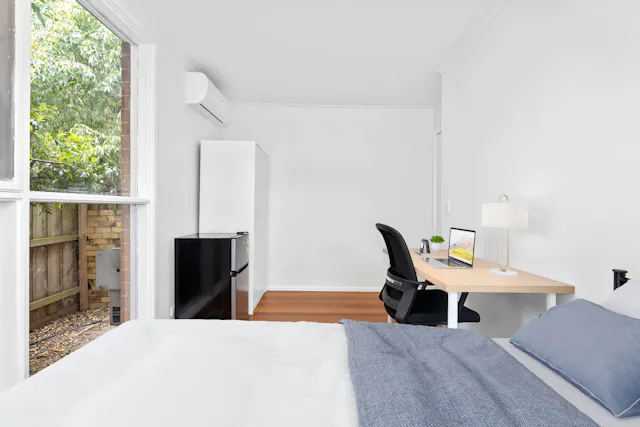 Single Room room image 1