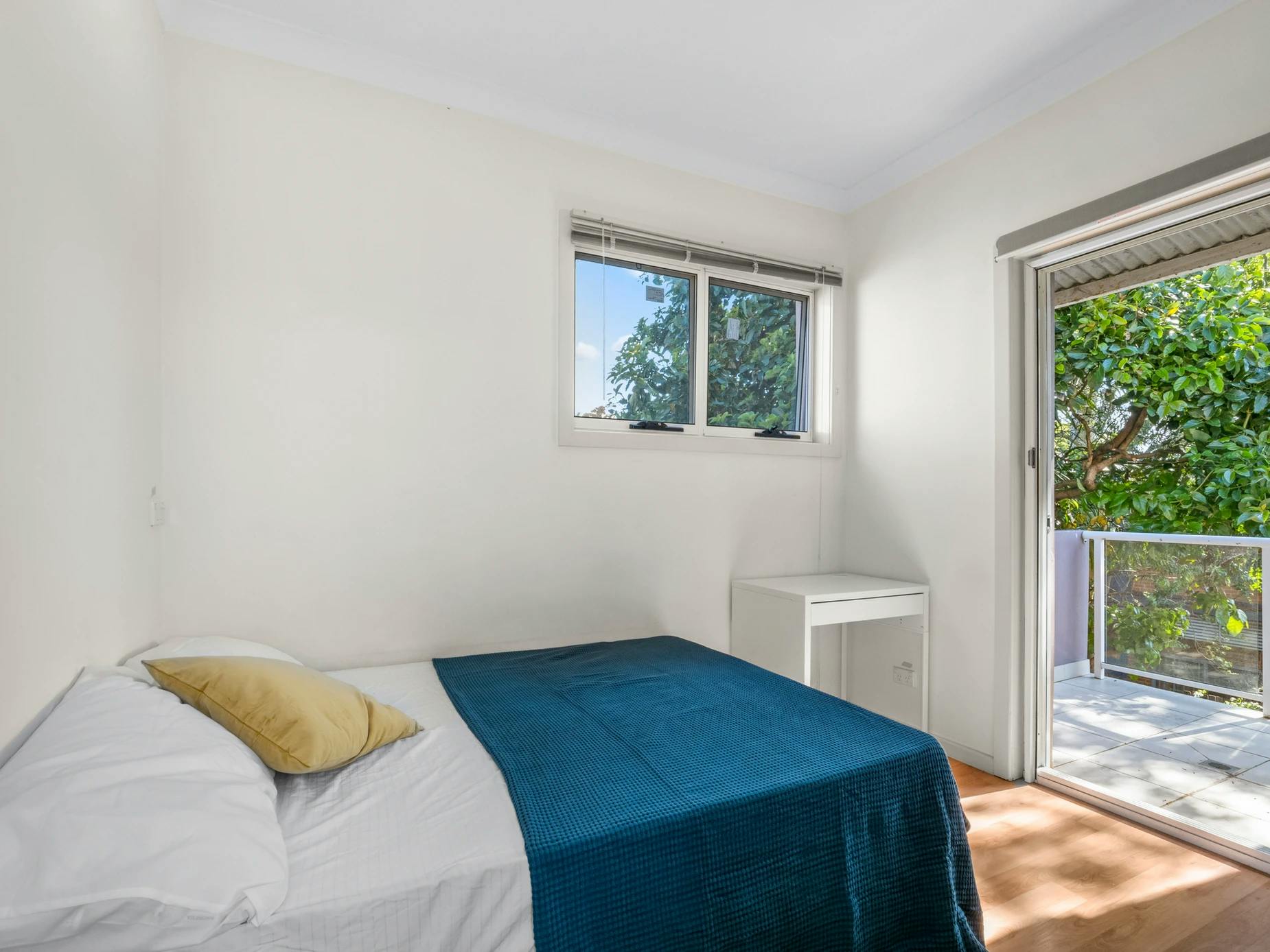 55-houston-road-sydney-Room 6 Standard/Balcony