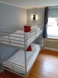 12sleep-hostel-nurnberg-messe-nuremberg-Twin Room