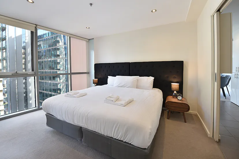 Property video thumbnail 1