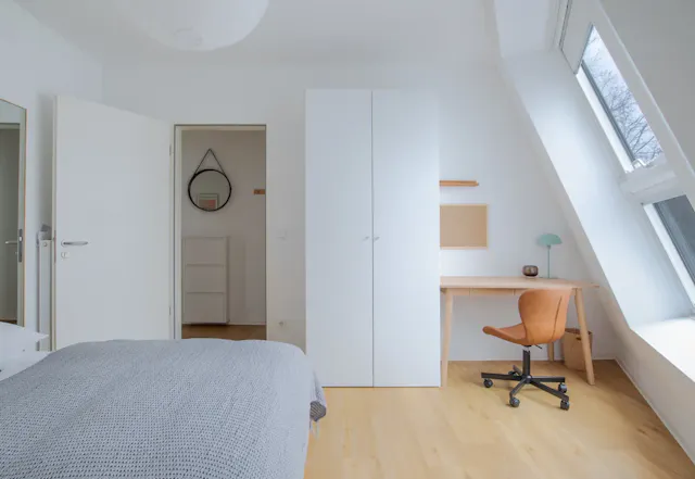 Room 1 Standard+ room image 1