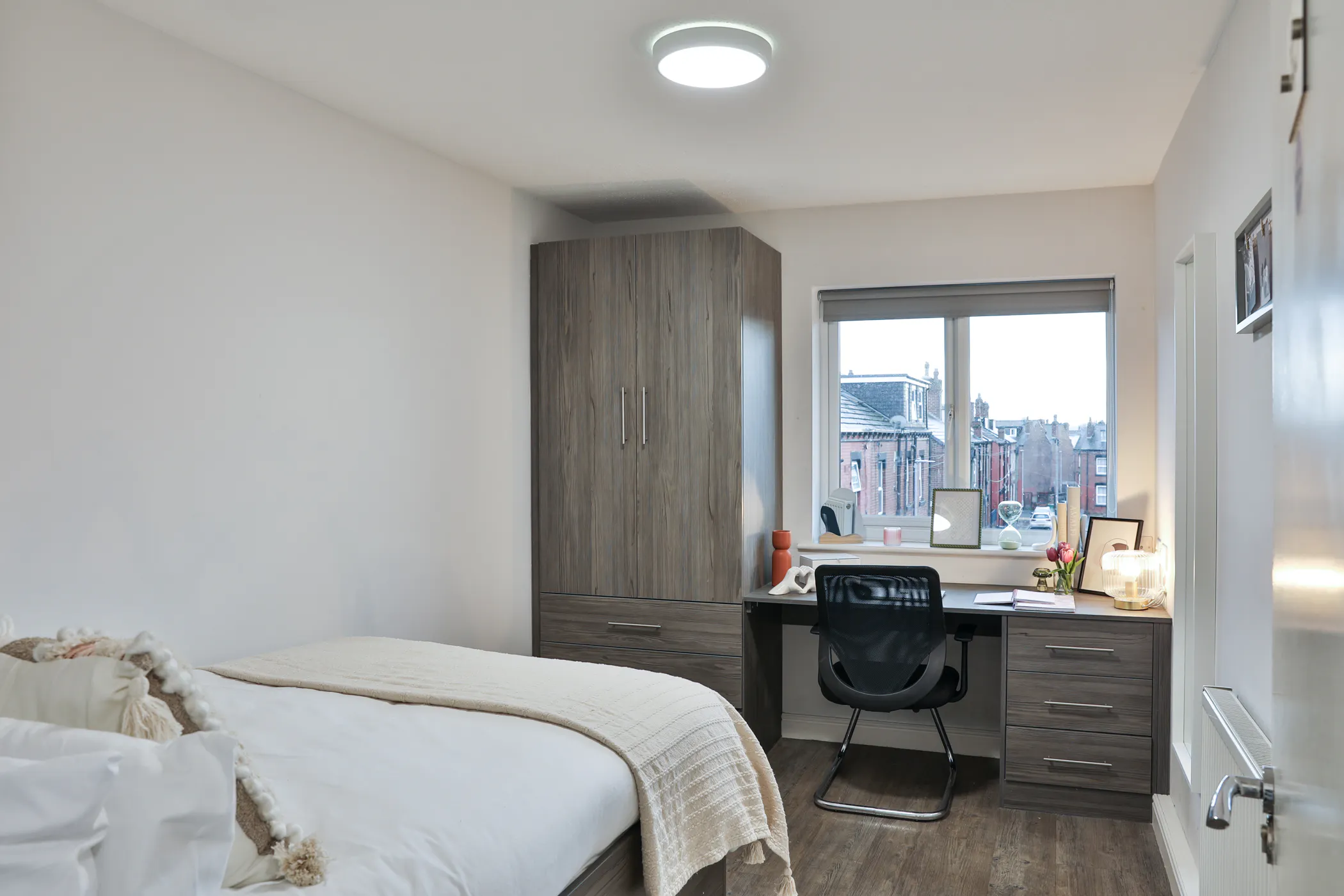 5 Bed Flat