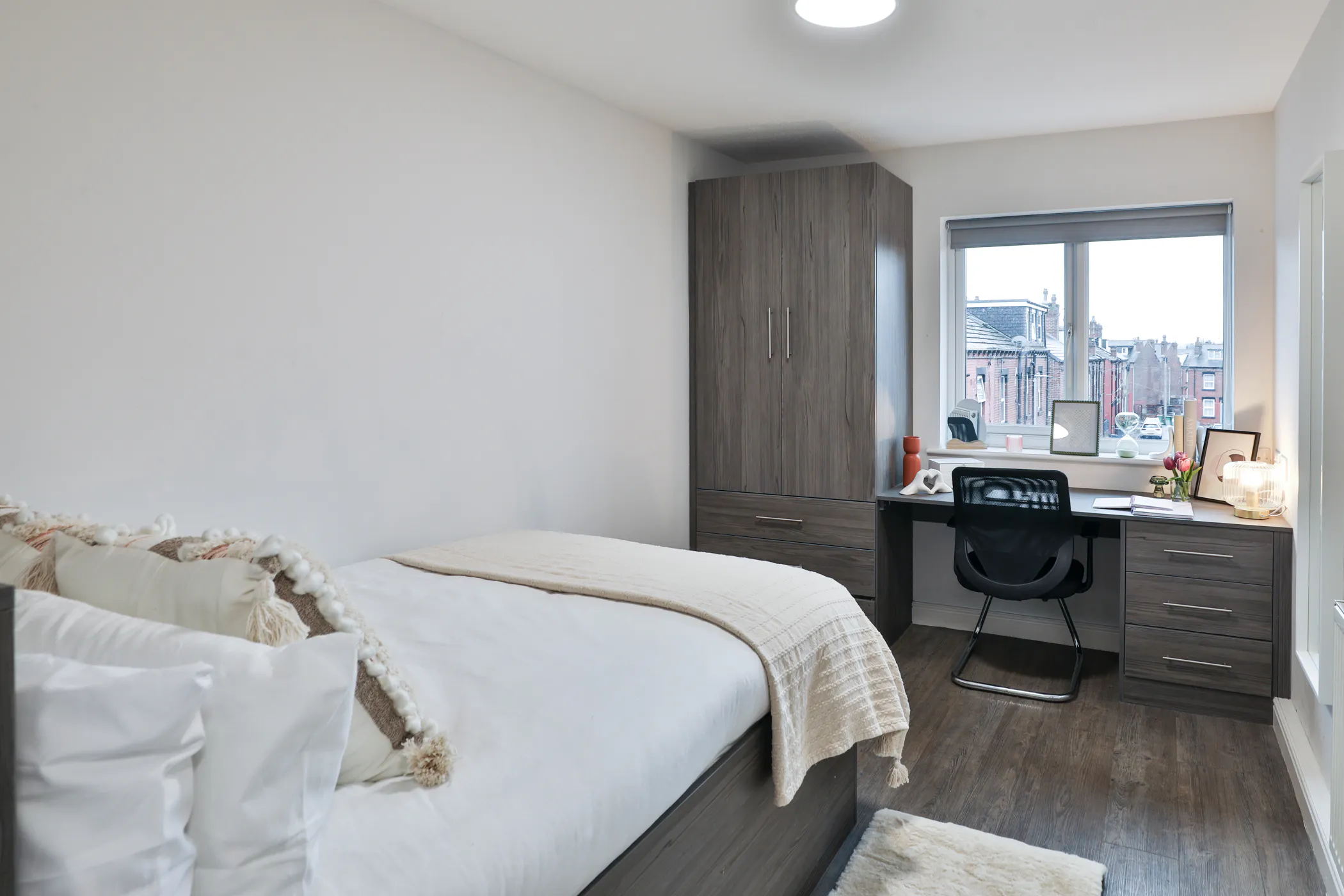 5 Bed Flat