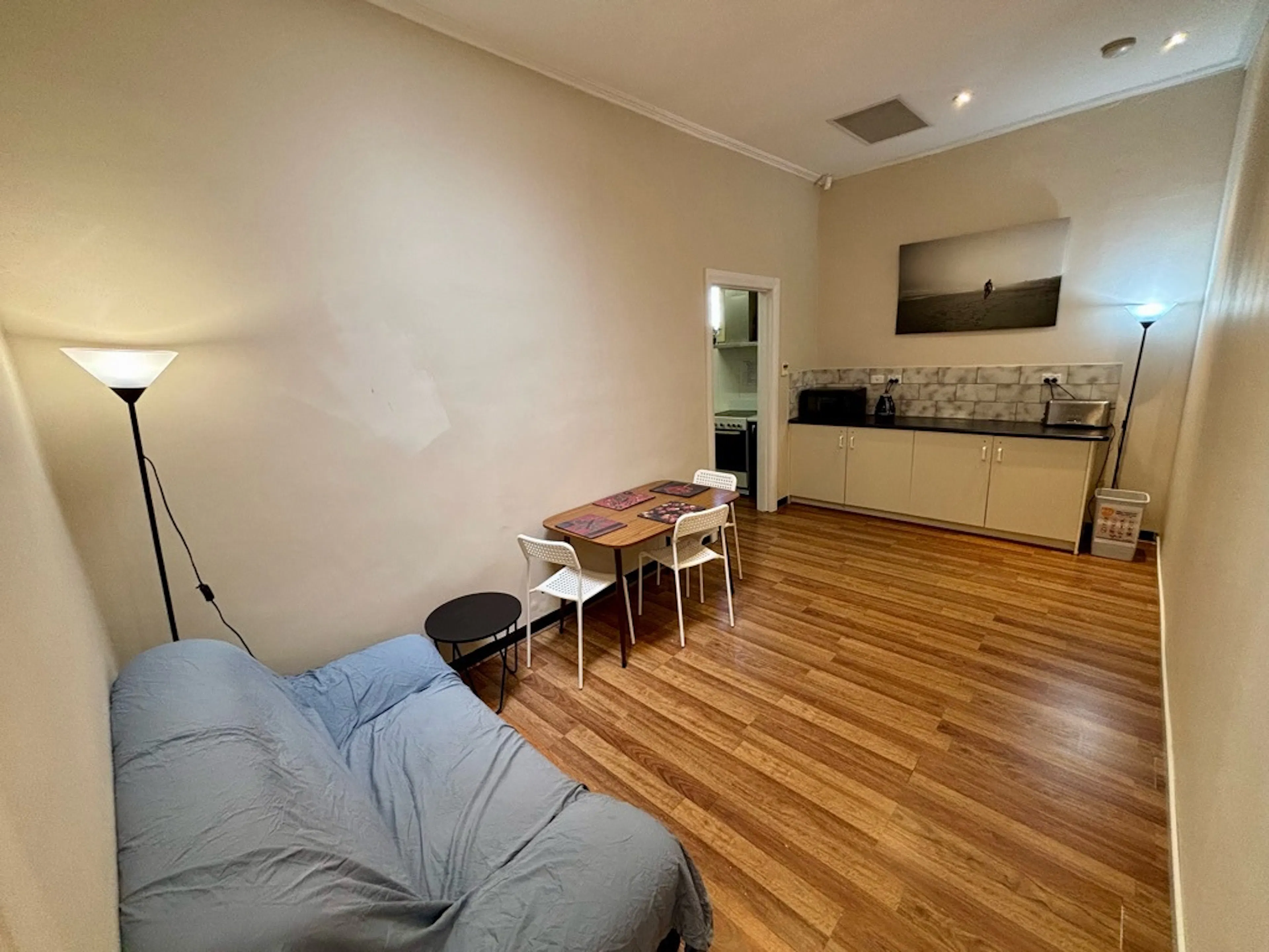 Room 3 KITCHEN 3