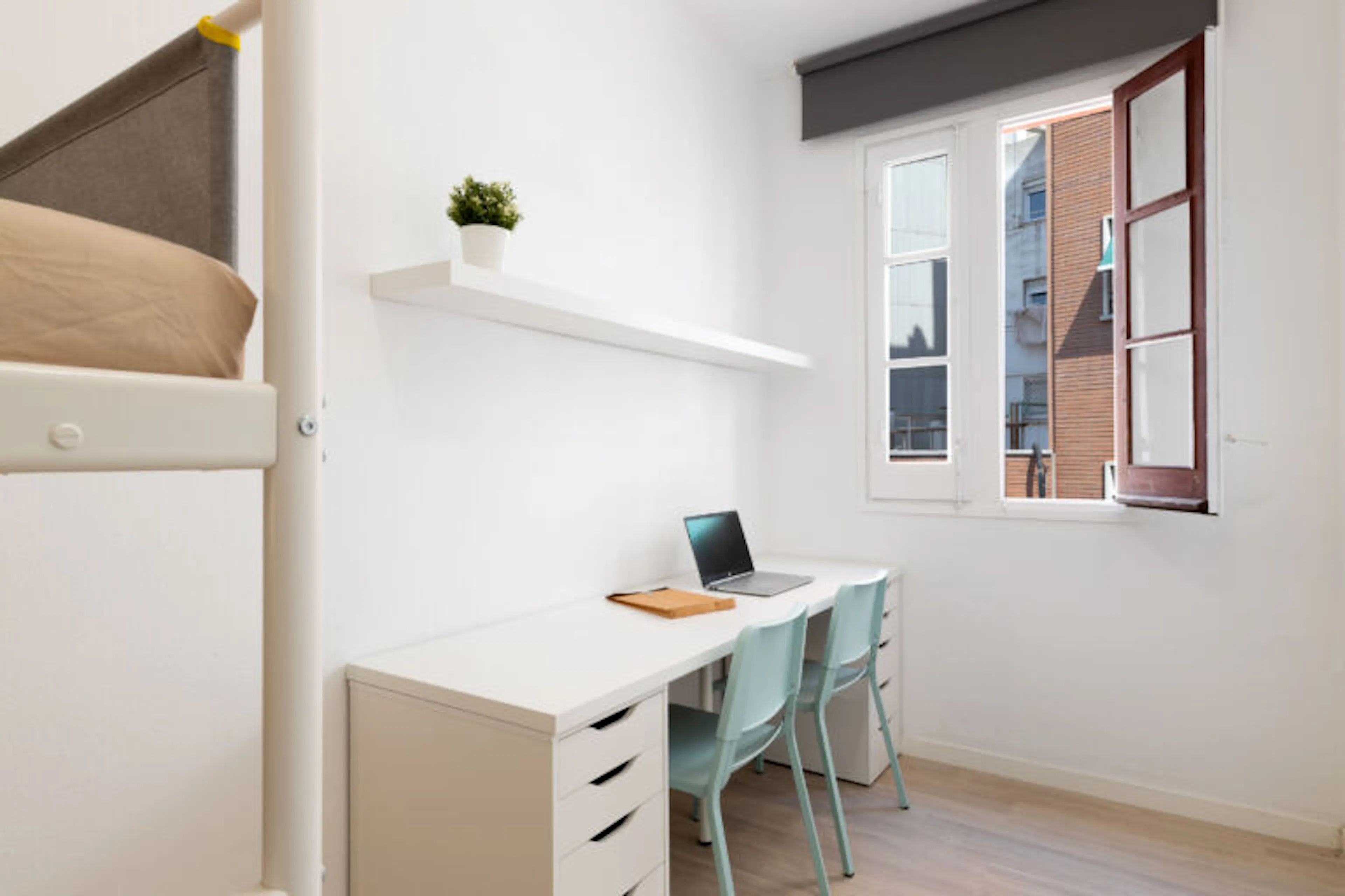 ROOM ROOM 2