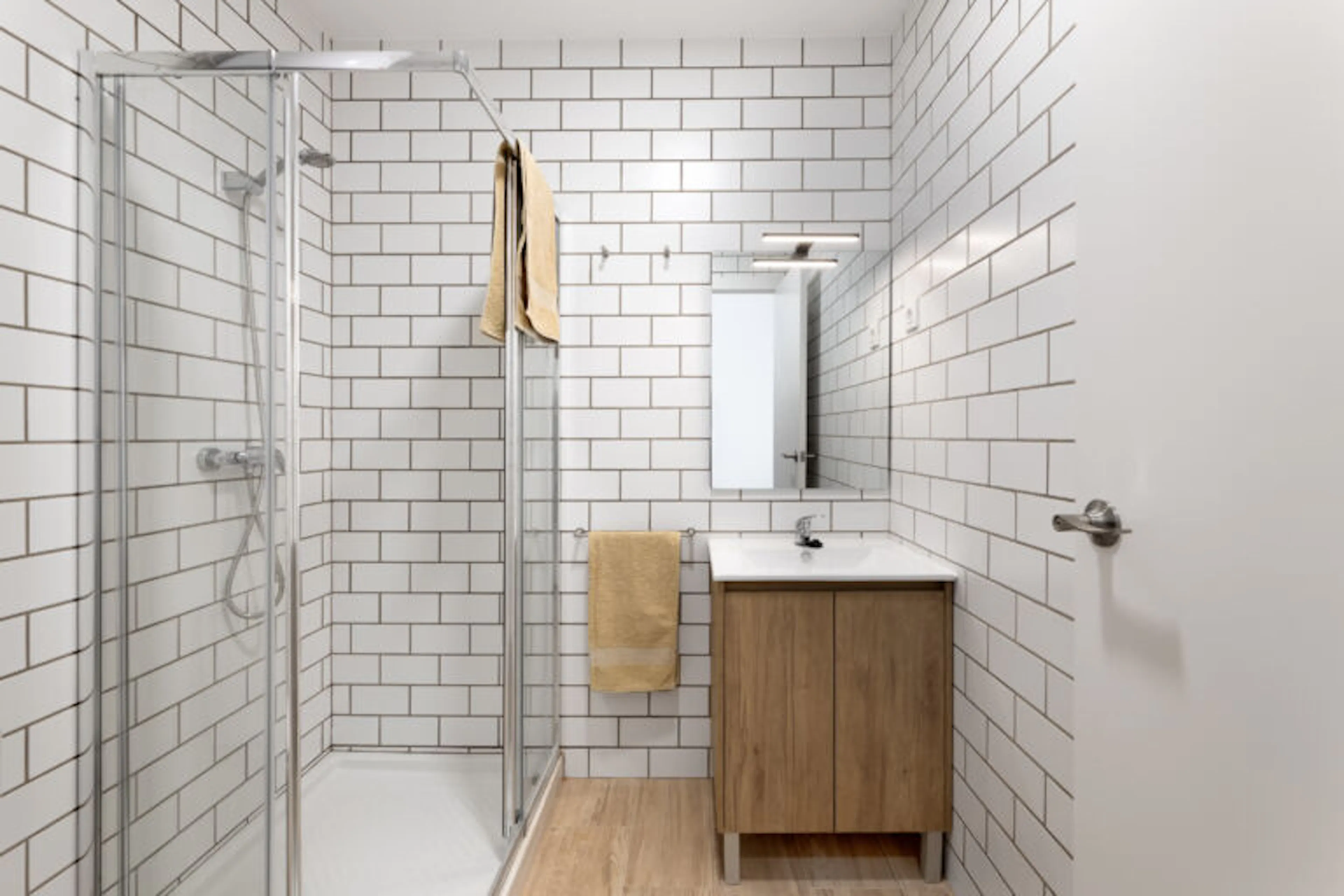 BATHROOM BATHROOM 3