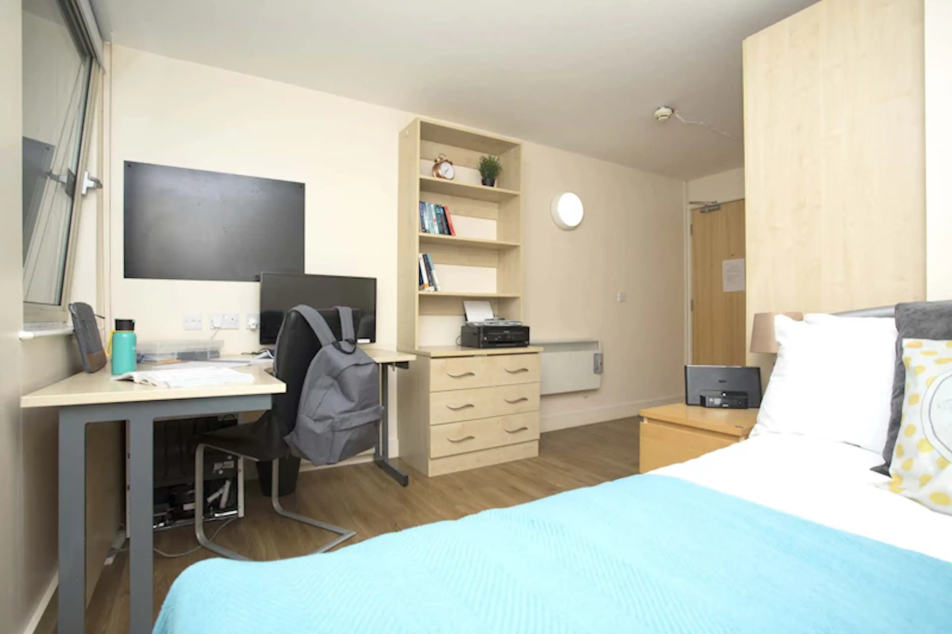 Silver Ensuite ROOM 3