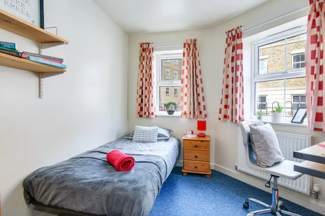 Single Bed Shared room image 1