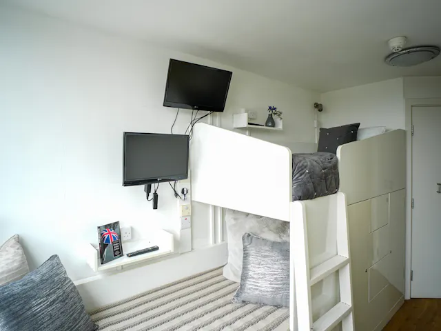 Single Occupancy Twin Ensuite room image 1