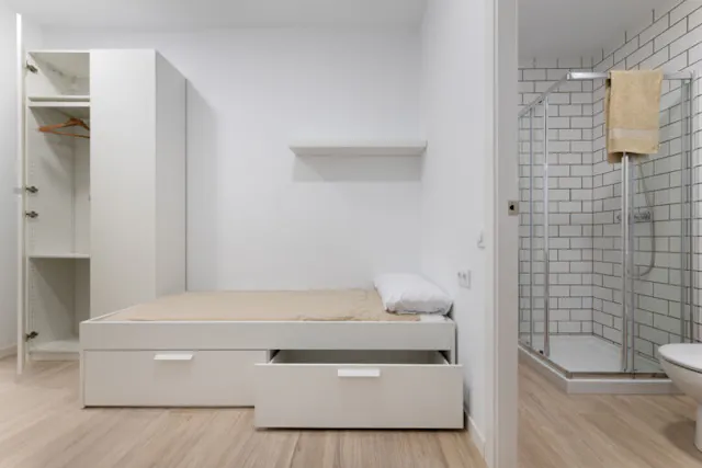Single Room room image 1