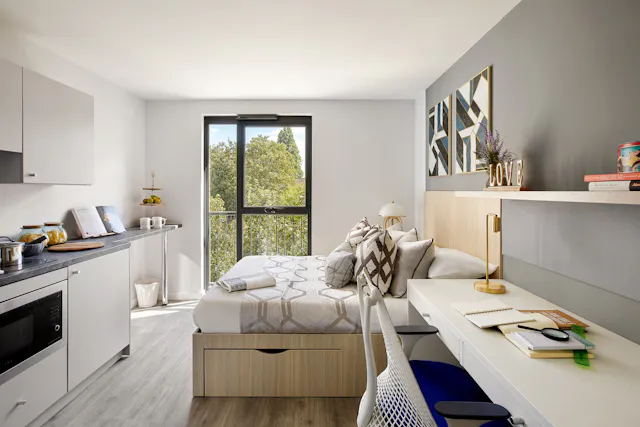 Standard room image 2