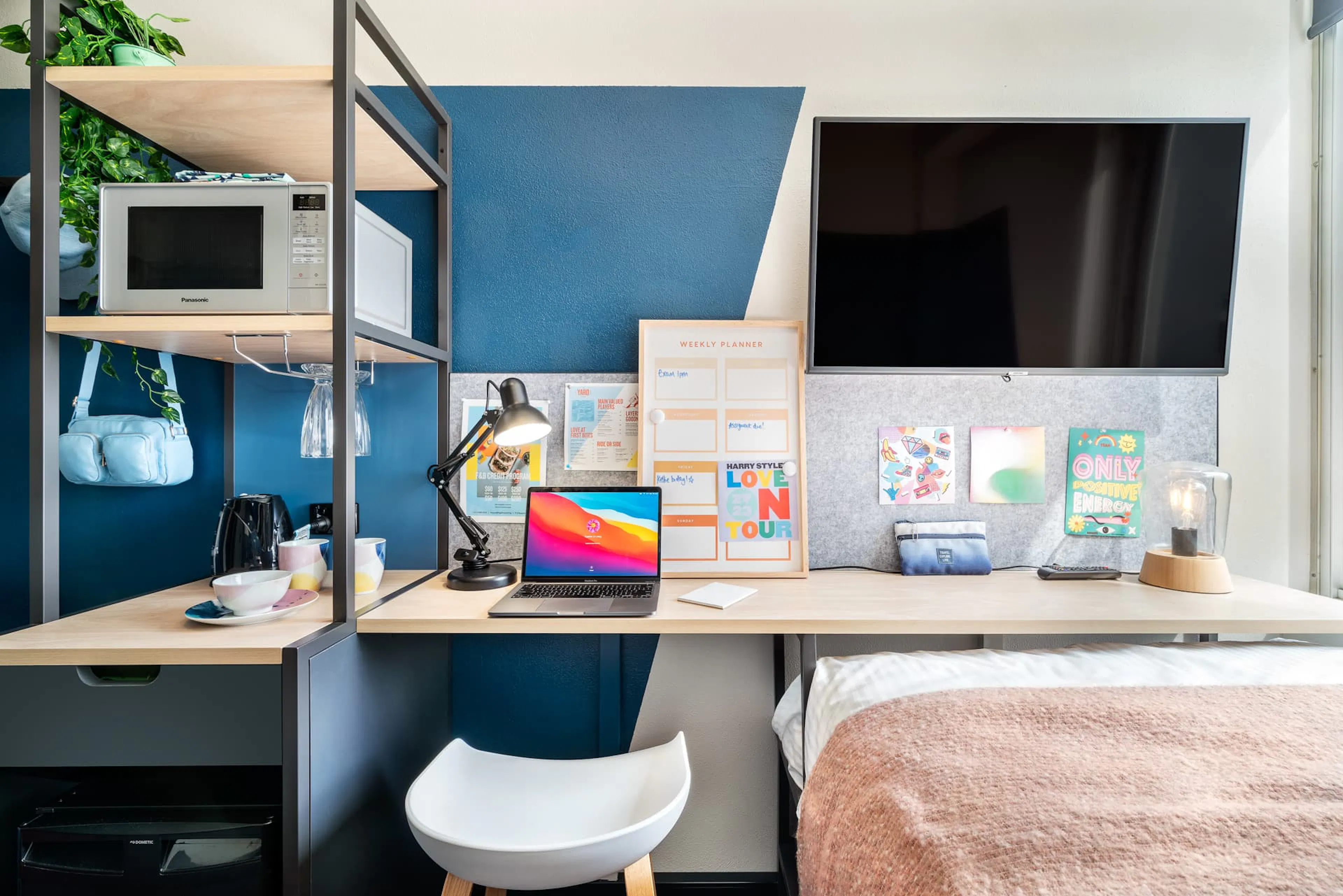 Studio ROOM 1