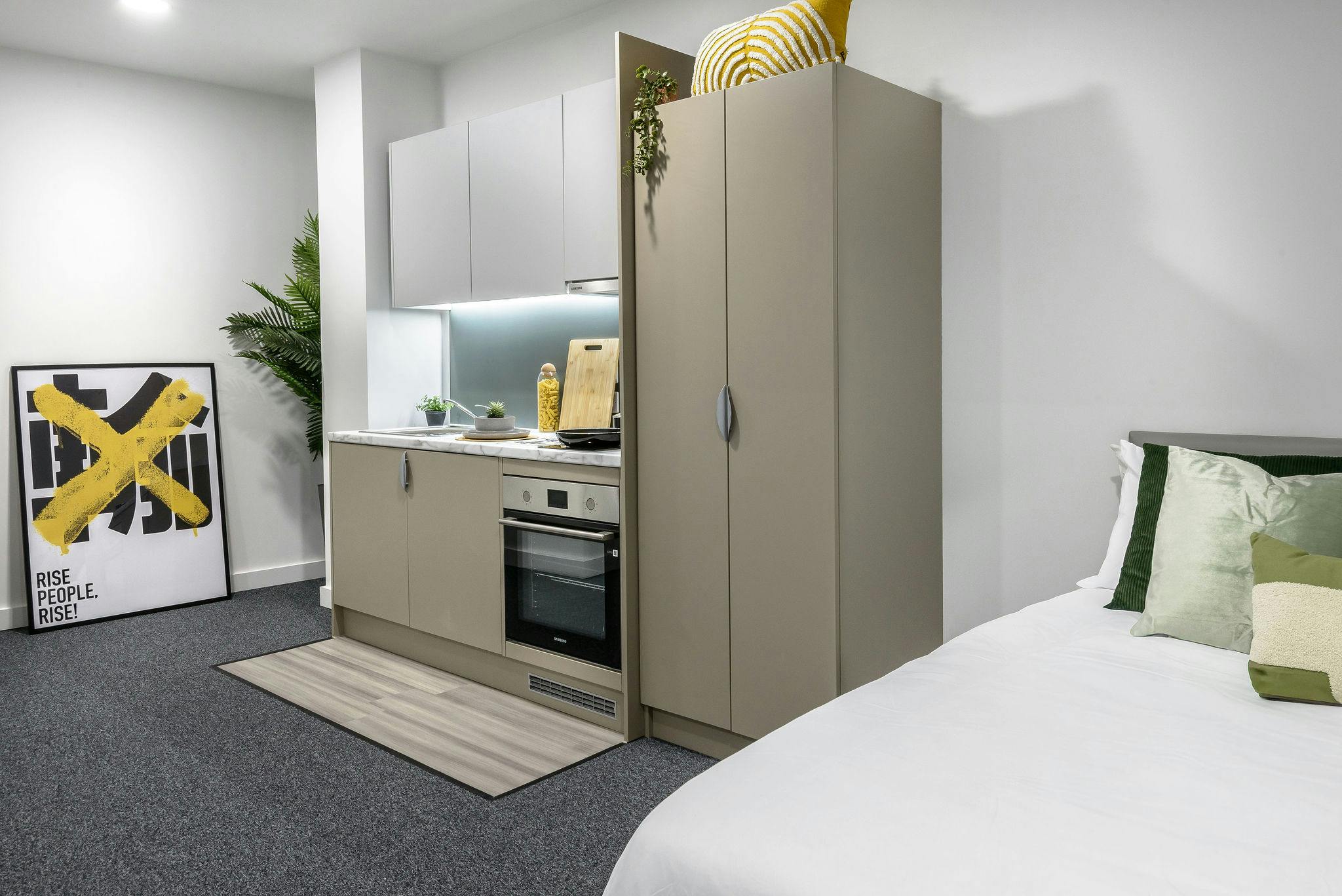 true Superior Apartment