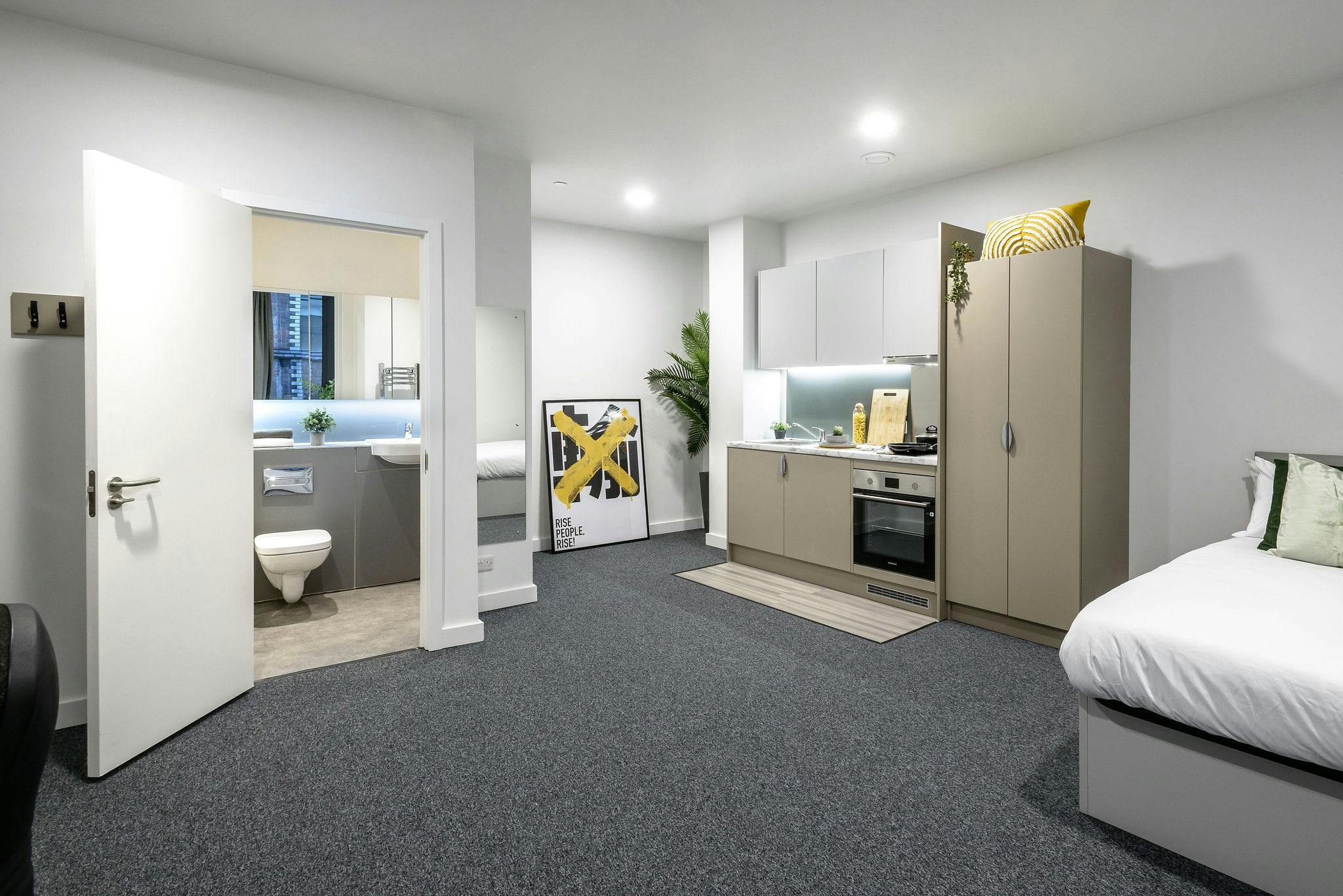 true Superior Apartment