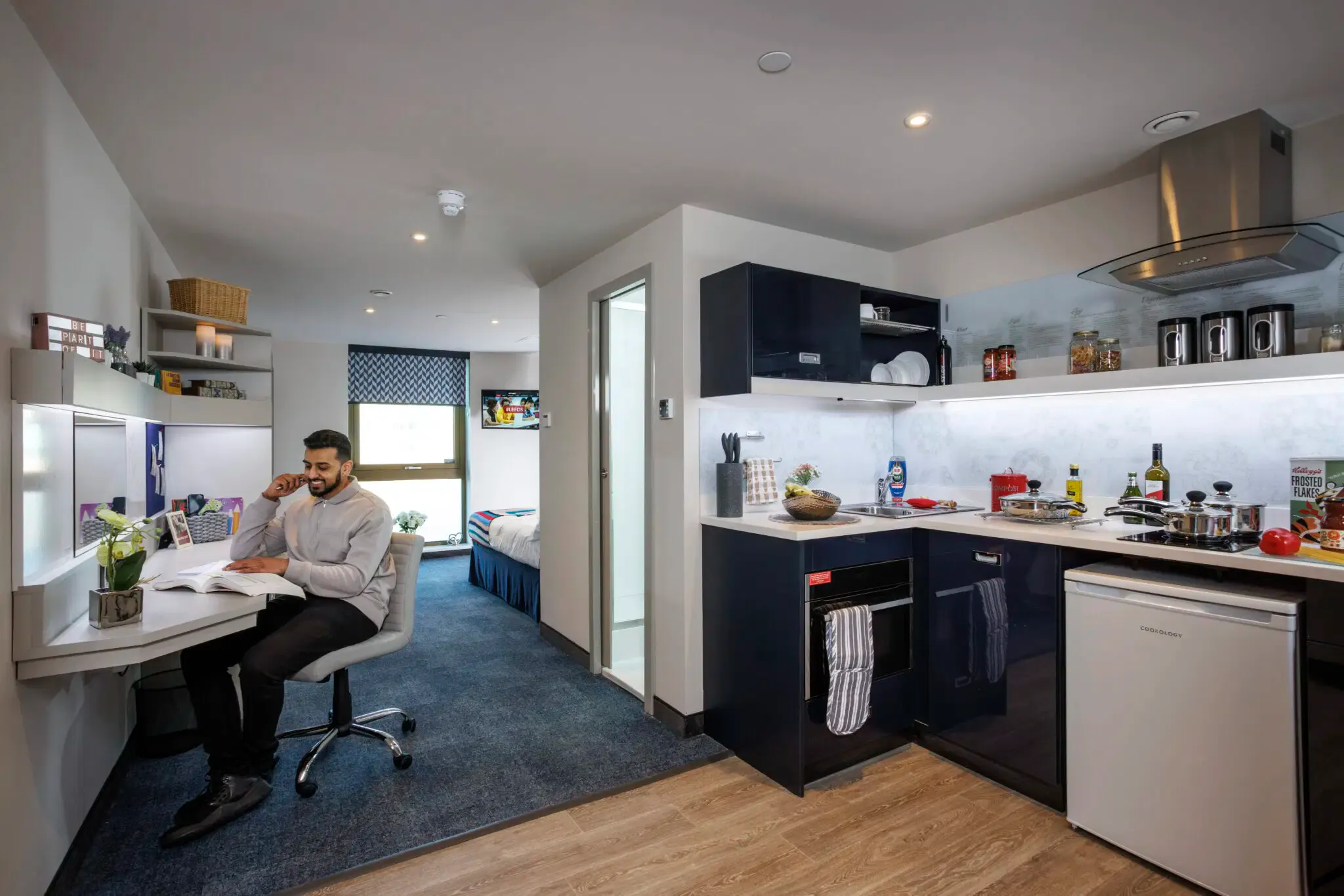 Sapphire Plus Studio