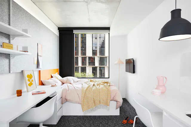 Signature Studio room image 1