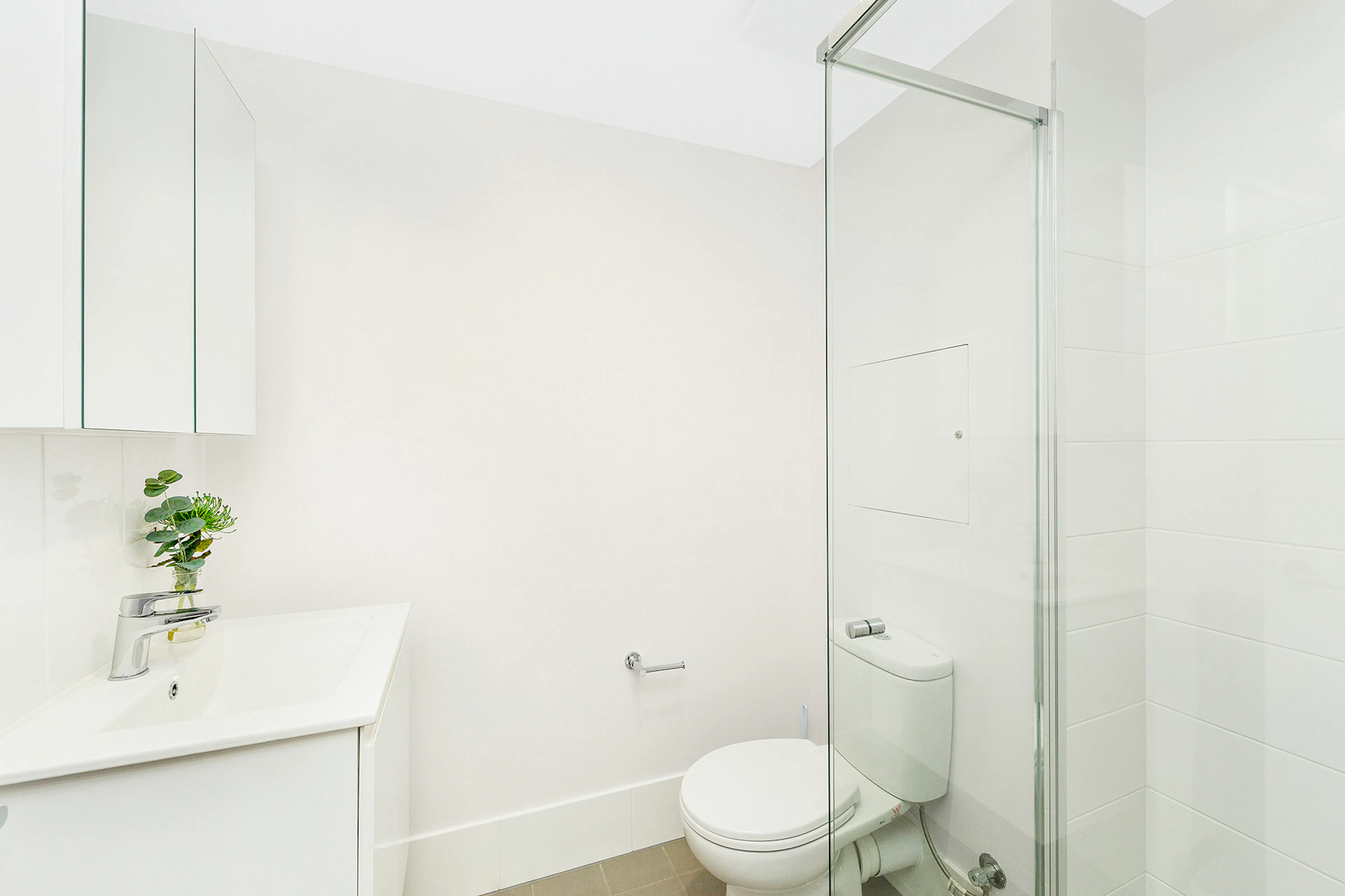 5 Bedroom Apartment BATHROOM 4
