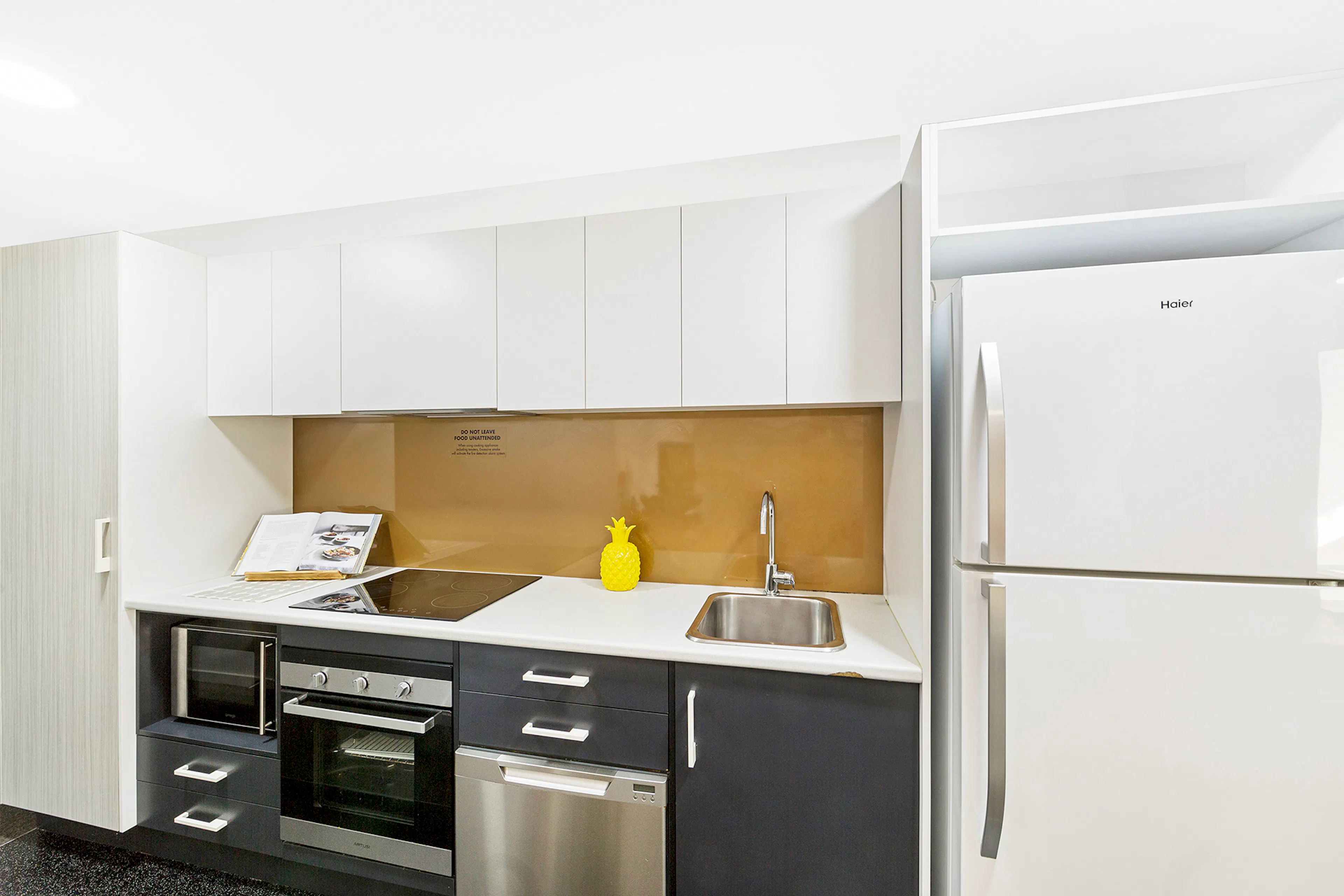 5 Bedroom Apartment KITCHEN 2
