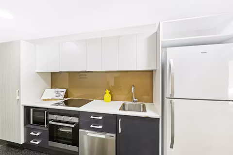 scape-regent-st-brisbane-KITCHEN