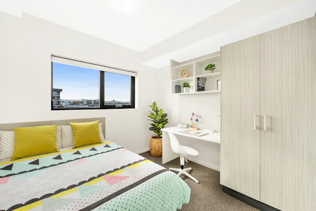 5 Bedroom Apartment room image 1