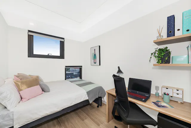 7 Bedroom Apartment room image 1