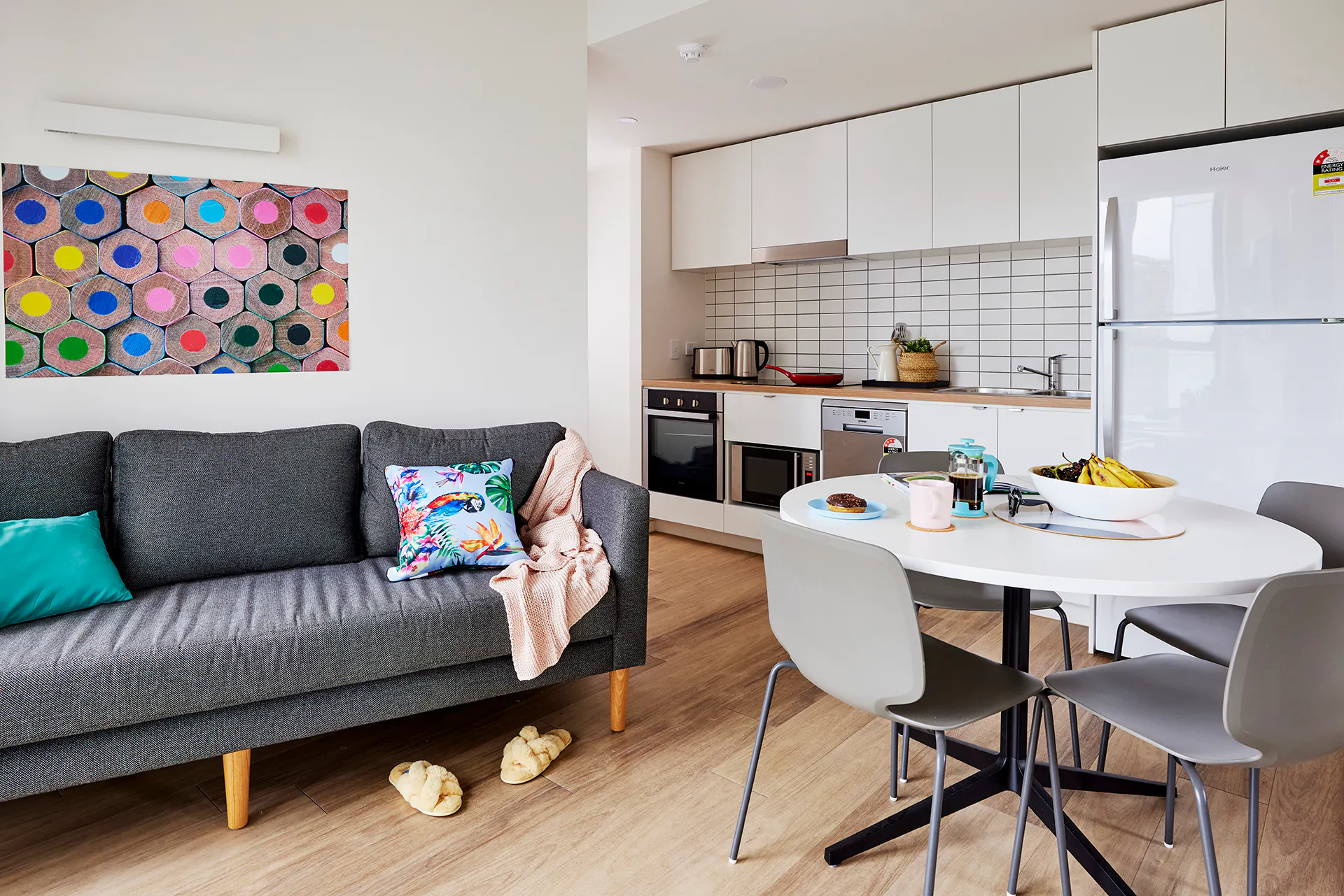 4 Bed Apartment KITCHEN 3
