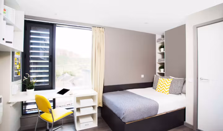 salisbury-court-edinburgh-ROOM-1