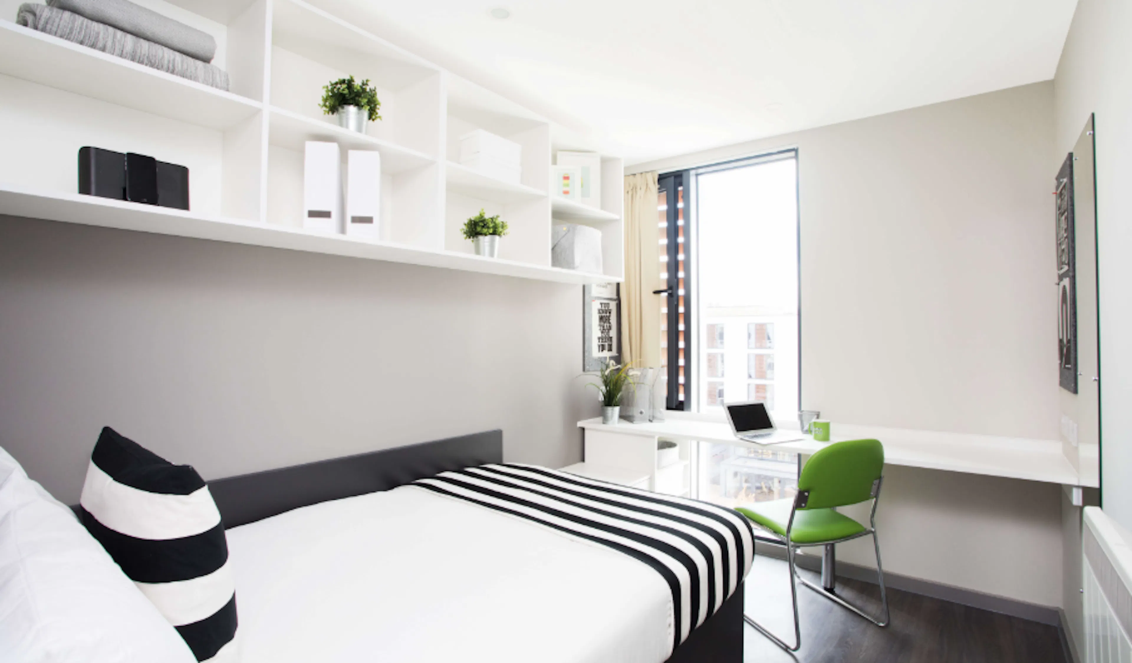 ROOM ROOM 1