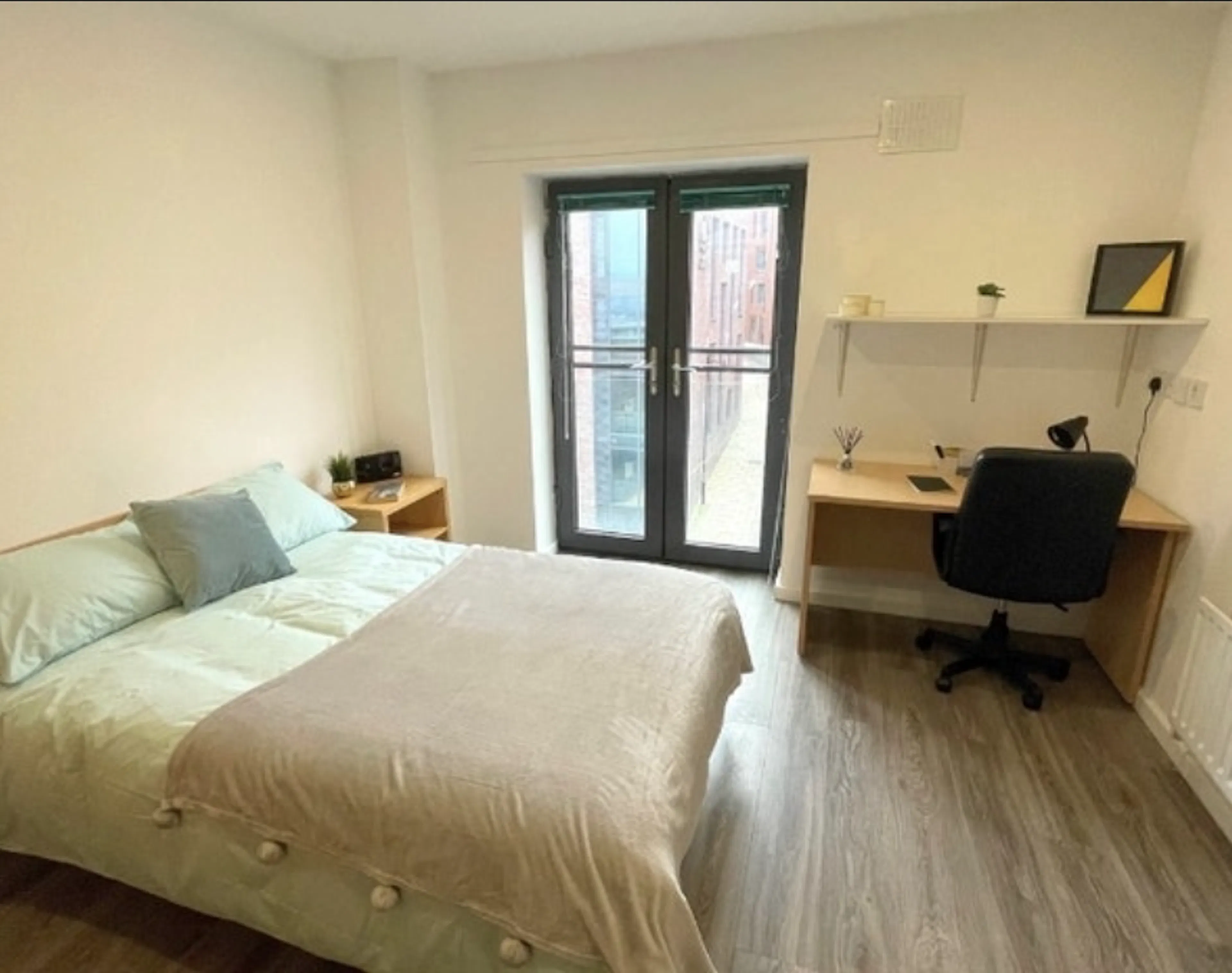 Two Bed Apartment ROOM 1
