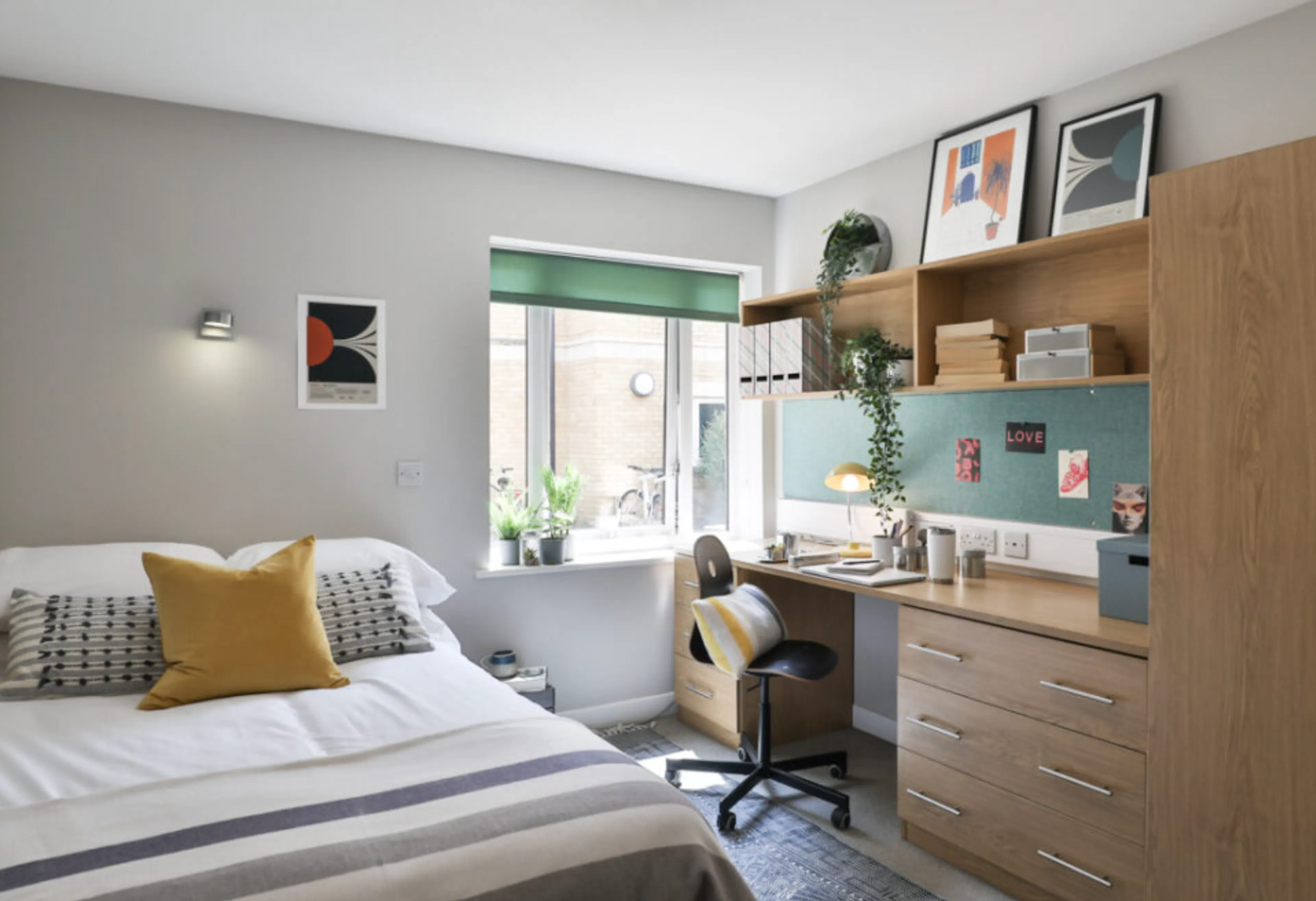 ROOM ROOM 1