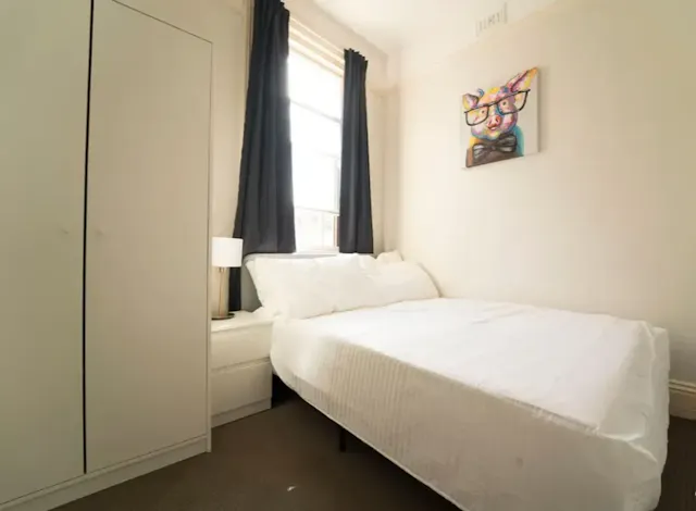 Room 5 Standard room image 1