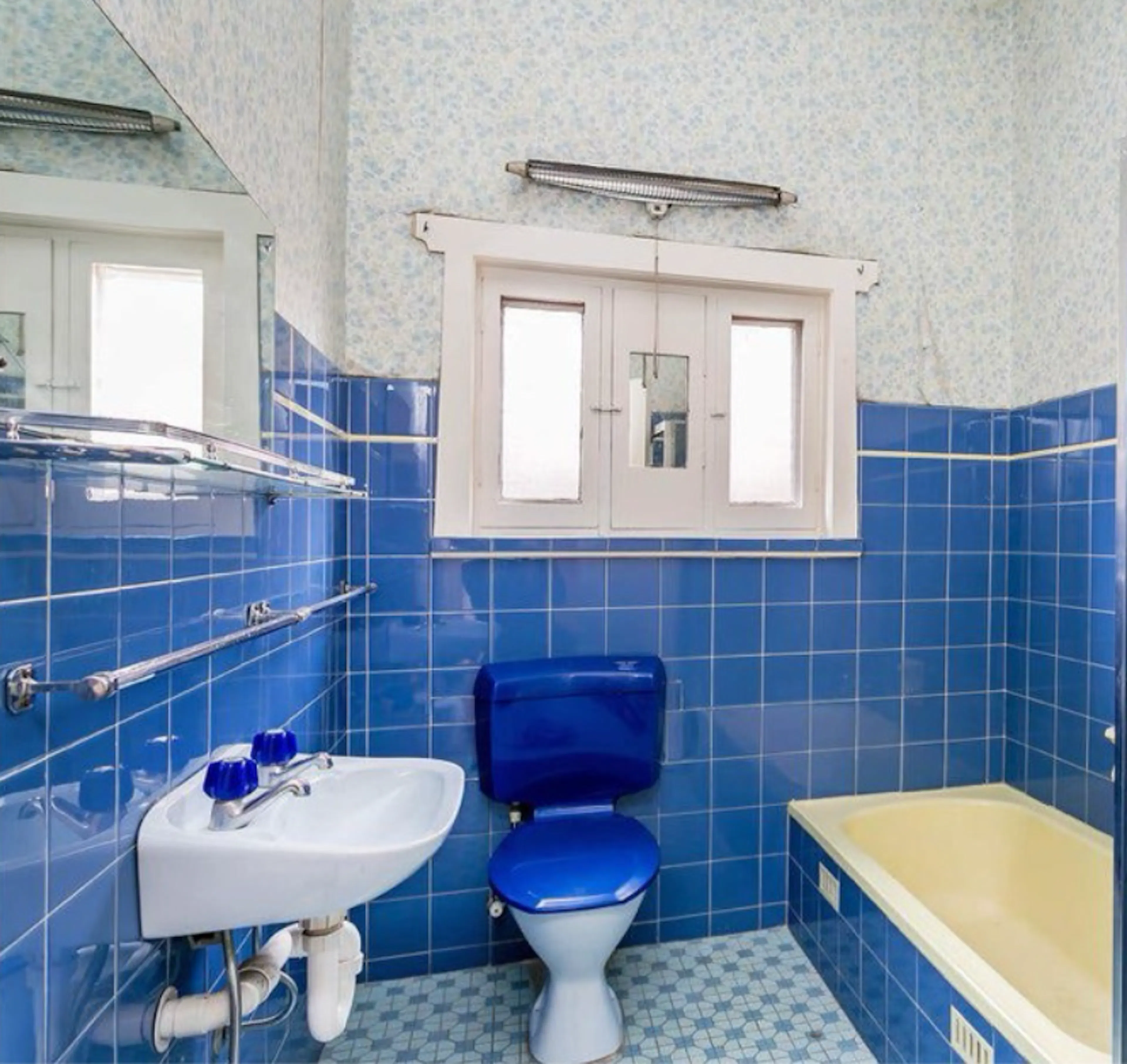 Room 1 BATHROOM 2