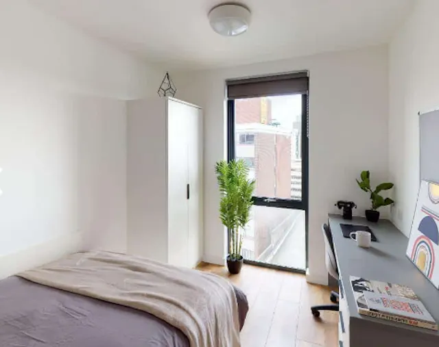 Classic Ensuite room image 2