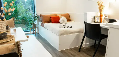 Elite Studio room image 1