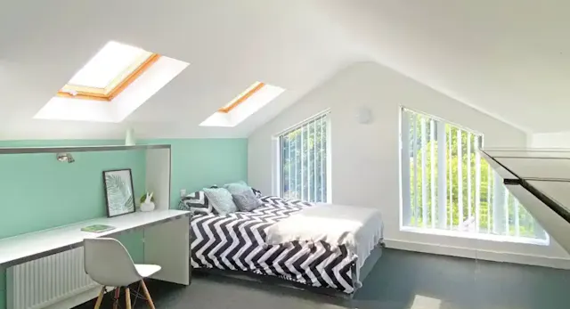Deluxe Superior room image 5