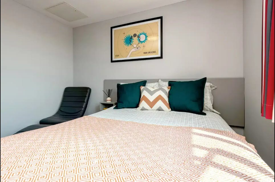 Deluxe Plus Double Studio